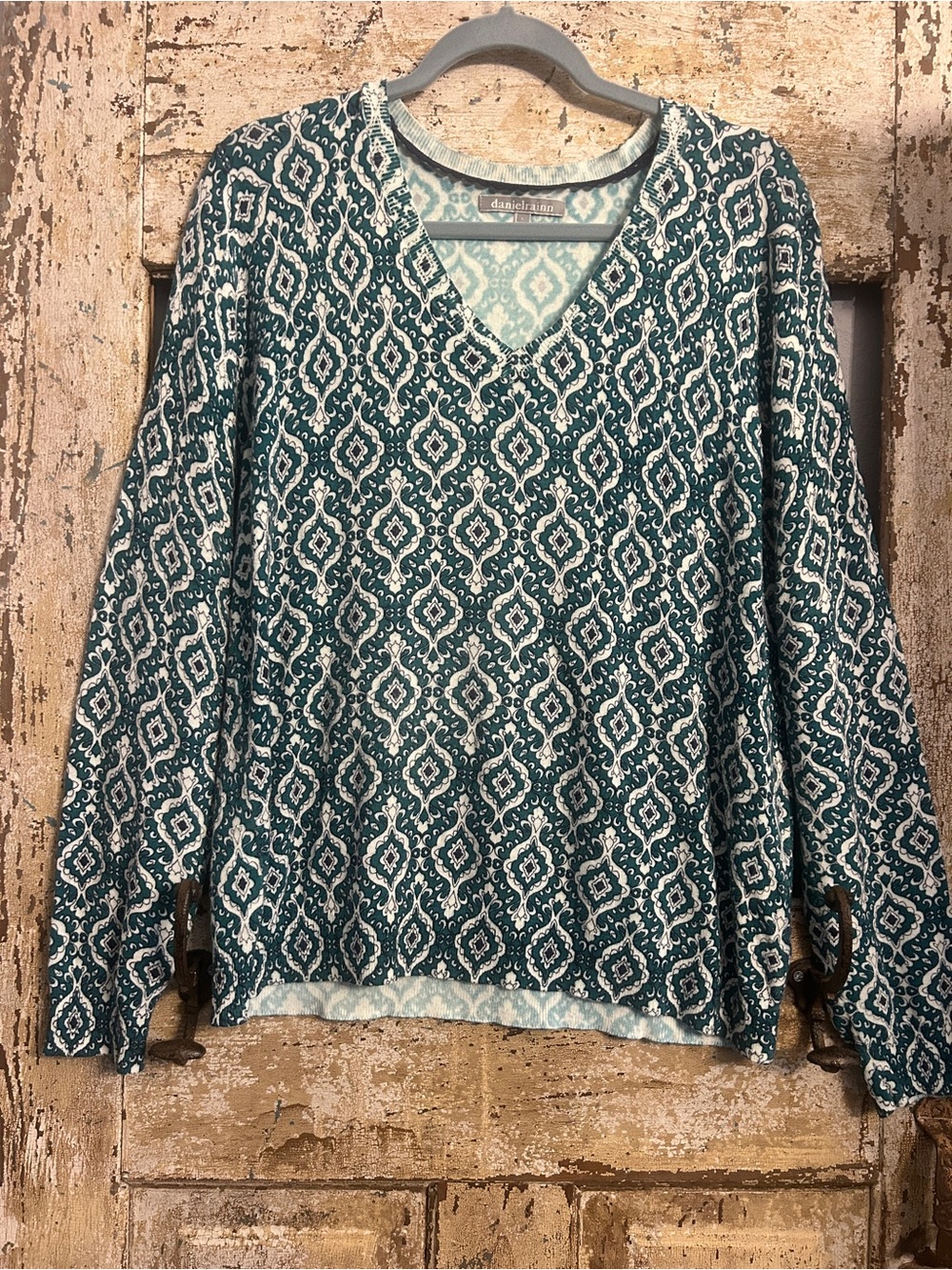 Daniel Rainn Teal and White Geometric V-Neck Sweater